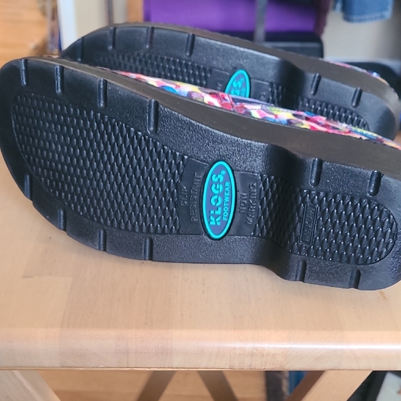 Klogs Colorful Polka Dot Mules - Picture 6 of 6